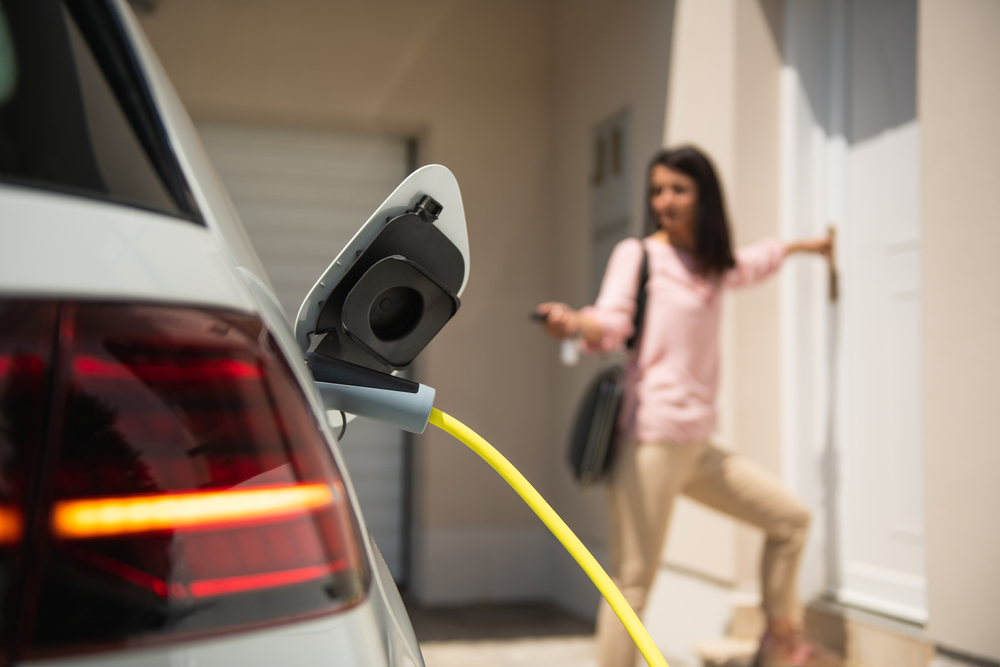 charge-electric-car-at-home